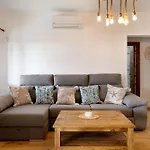 Villa Maylands